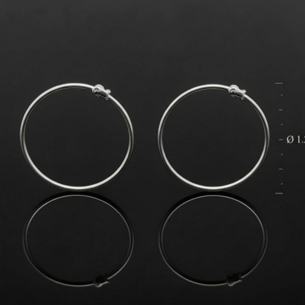 925 Ayar Gümüş 1,2 cm Çaplı  Halka Küpe – Minimal ve Şık Tasarım