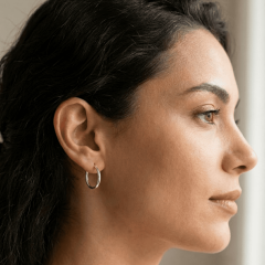 925 Ayar Gümüş 1,2 cm Çaplı  Halka Küpe – Minimal ve Şık Tasarım