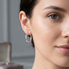 925 Ayar Gümüş 1,2 cm Çaplı  Halka Küpe – Minimal ve Şık Tasarım