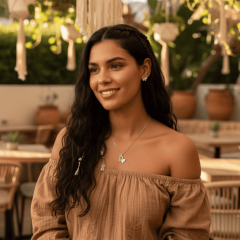 925 Ayar Gümüş Kelebek Figürlü Üçlü Takı Seti – Kolye Bileklik Küpe Şık Tasarım