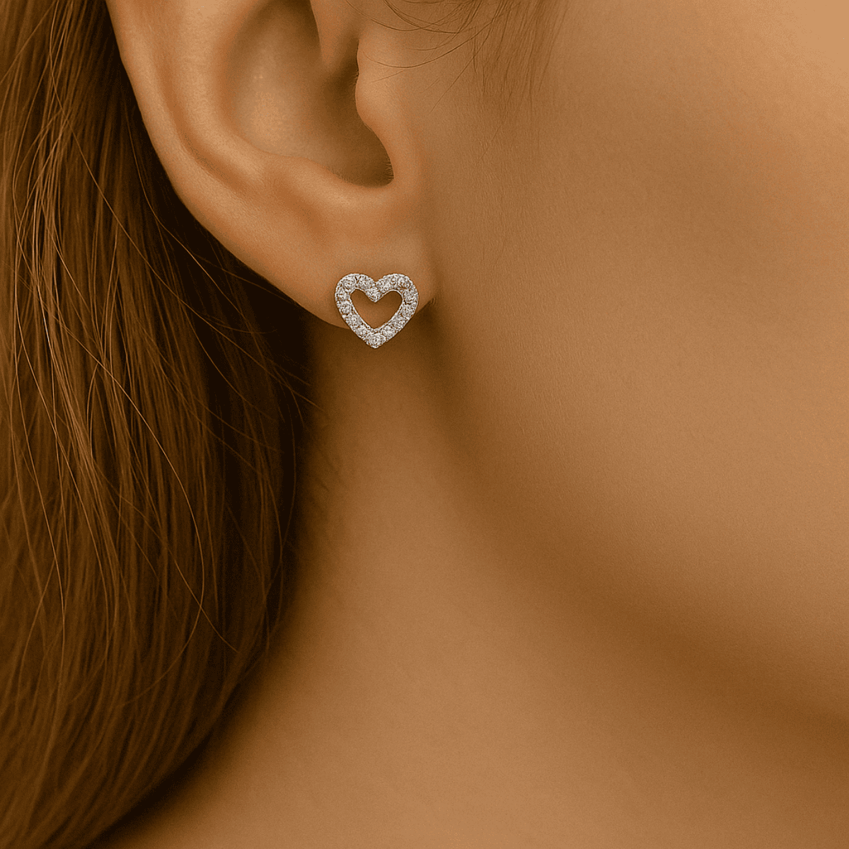 925 Ayar Taşlı Kalp Küpe