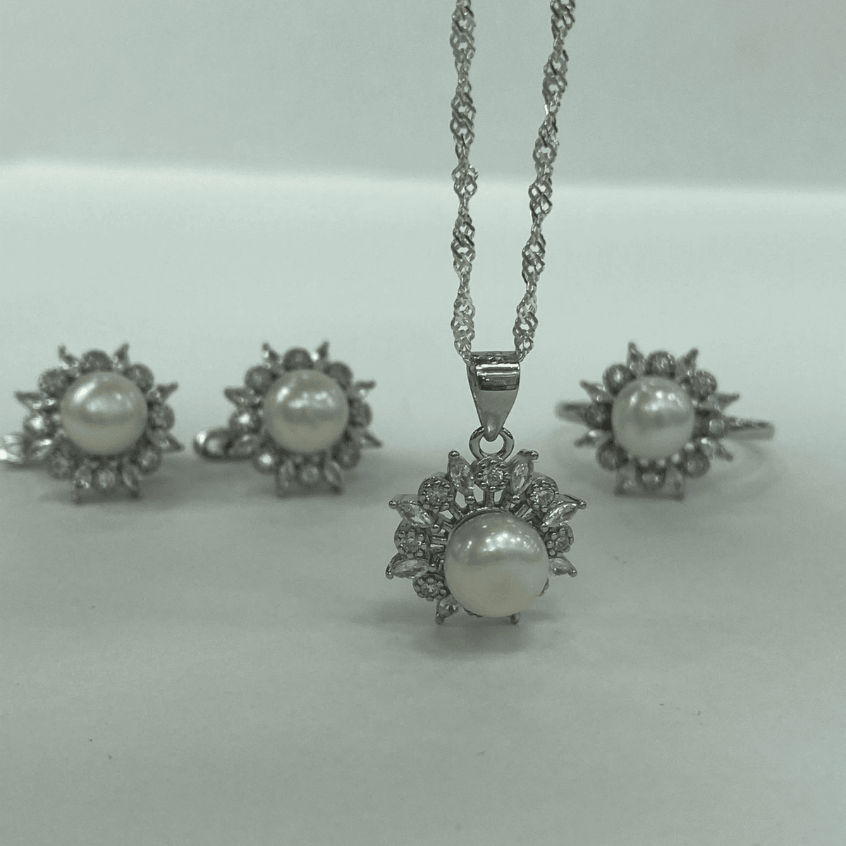 925 Ayar Gümüş İncili Takı Seti