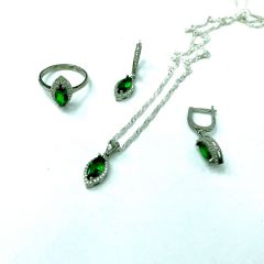 925 Ayar Gümüş Set (Zümrüt Yeşili  Taşlı)