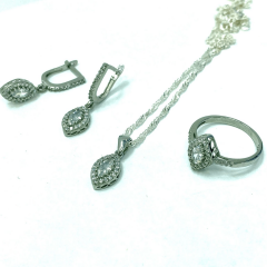 925 Ayar Gümüş Set (Zirkon Taşlı Işıltılı )