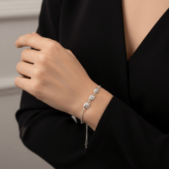 925 Ayar Gümüş Fil Figürlü Taşsız Bileklik – Minimalist Kadın Bileklik