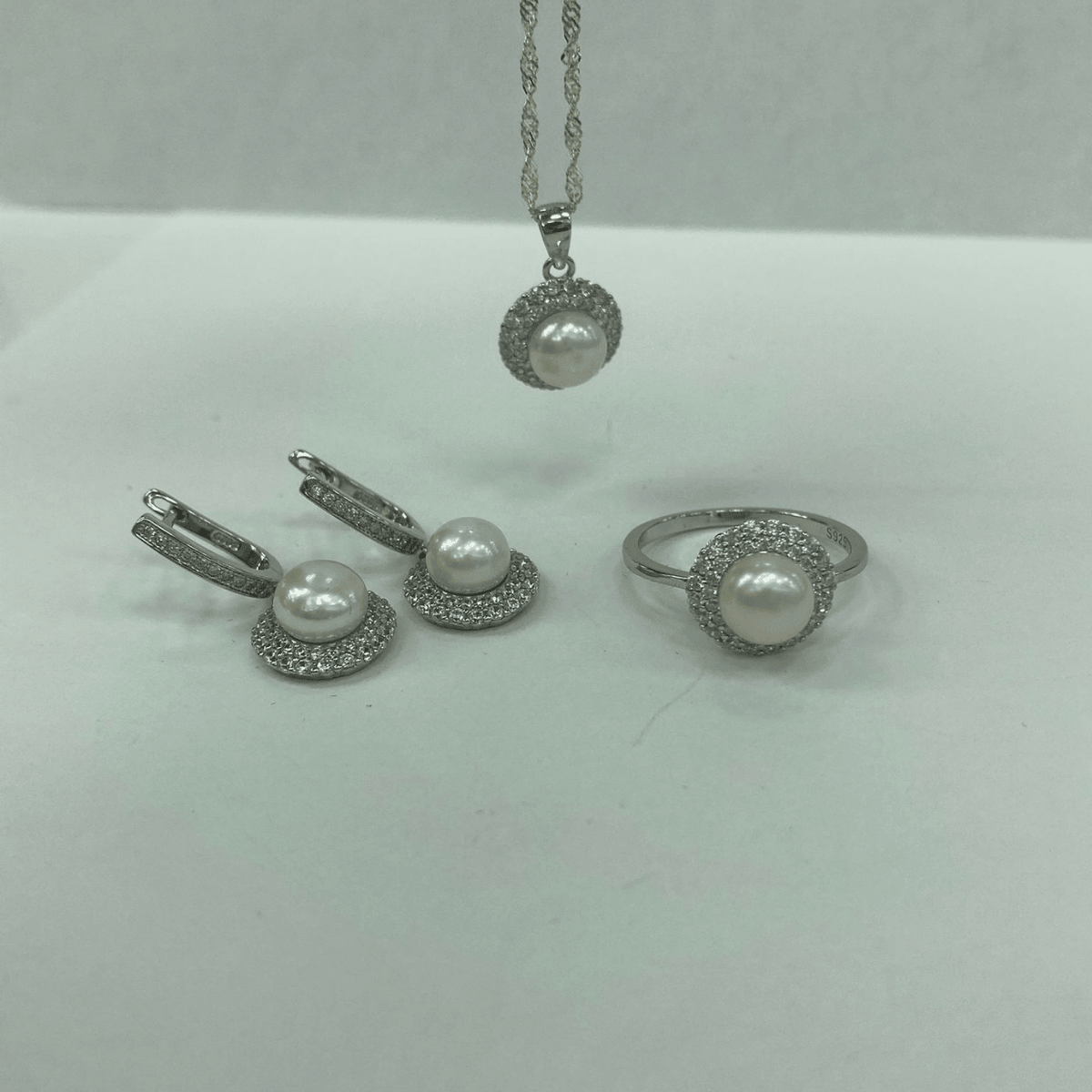 925 Ayar Gümüş İnci ve Zirkon Taşlı Takı Seti