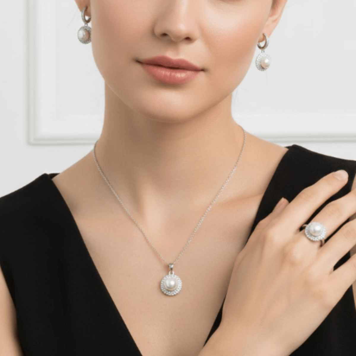 925 Ayar Gümüş İnci ve Zirkon Taşlı Takı Seti