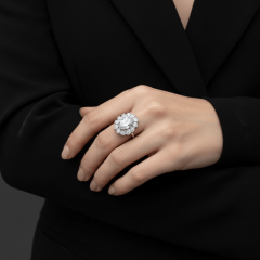 925 Ayar Gümüş Oval Kesim Zirkon Taşlı Işıltılı Yüzük