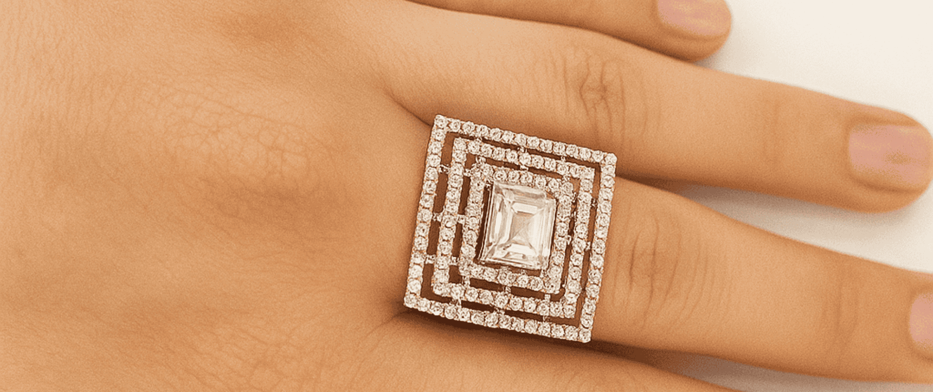 925 Ayar Gümüş Baget Kesim Kare Çok Sıralı Zirkon Taşlı Yüzük