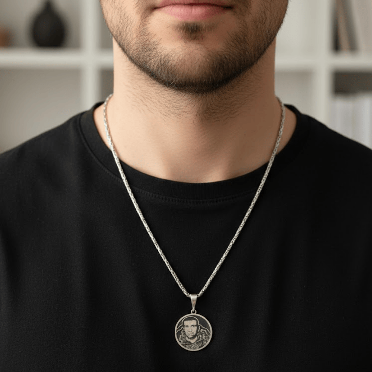 925 Ayar Gümüş Devrimci Portre Figürlü Erkek Kolye